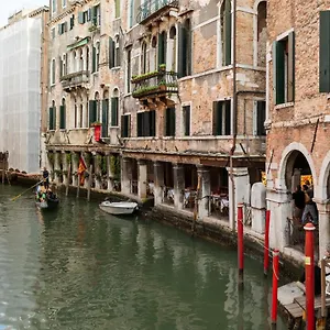 Al Sotoportego , Venetië Italië