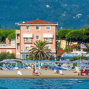 *** Hotel Happy Italy